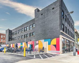 South Main Haven | Walk to Beale, Art, & Fun - Memphis - Building