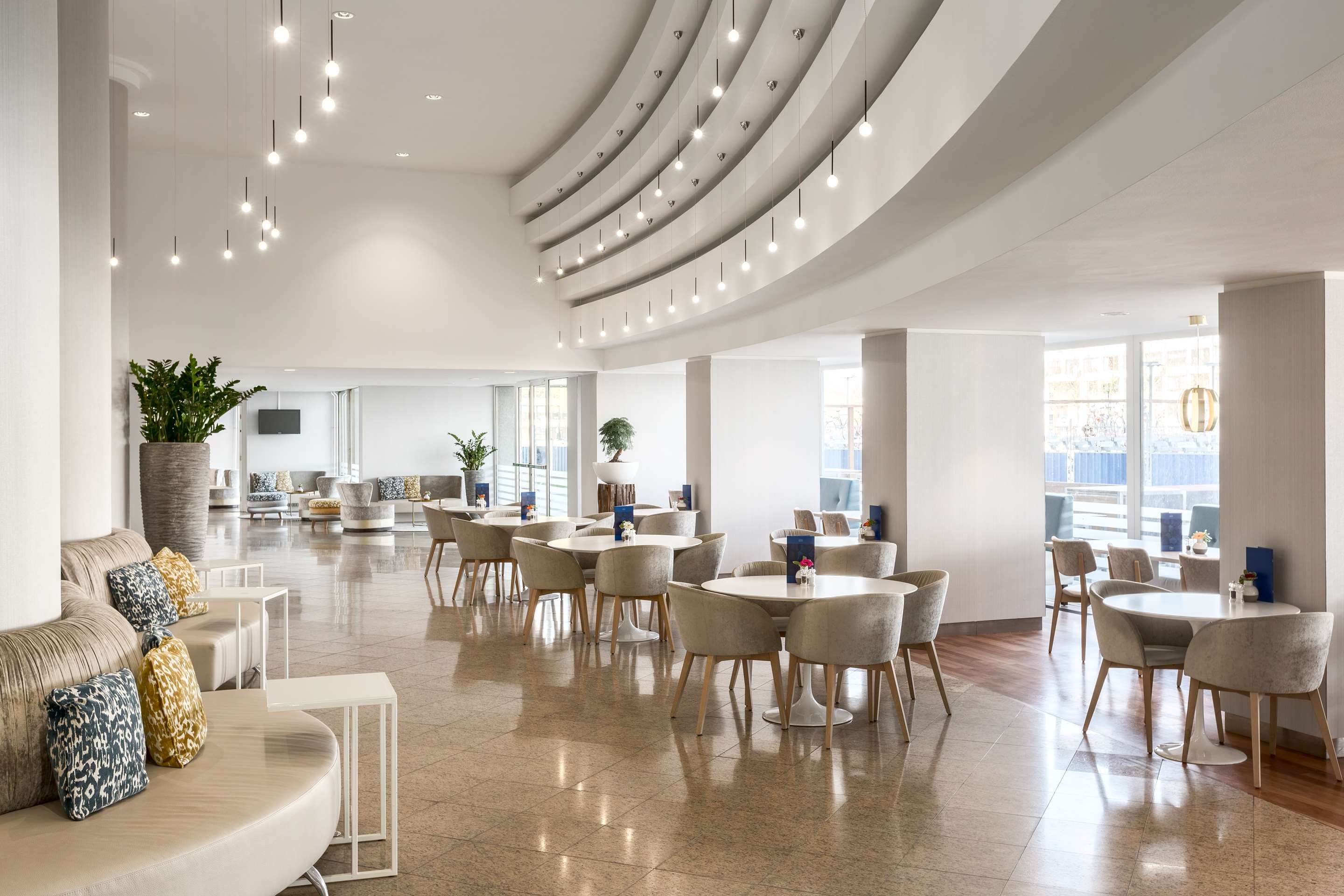 إن إتش أوتريخت