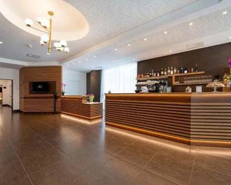 Hotel Velia - Grottammare - Rezeption