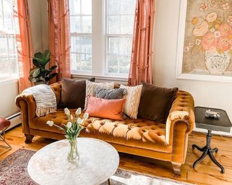 Lovely studio apartment in the heart of Sandwich - Sandwich - Living room