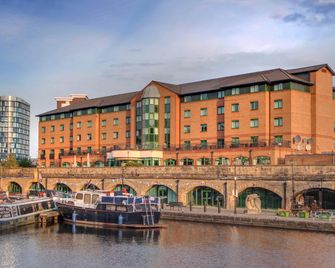 Sandman Signature Sheffield Quays Hotel - שפילד - בניין