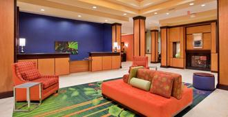 Fairfield Inn & Suites by Marriott Kearney - Kearney - Resepsjon