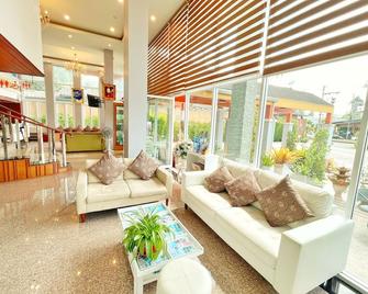 Peak Boutique City Hotel Krabi - Krabi - Reception