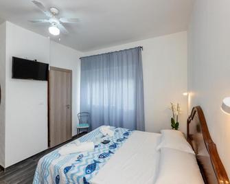 Albergo Oasi - Finale Ligure - Chambre