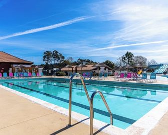 Mobilehome familial - Gastes - Piscina