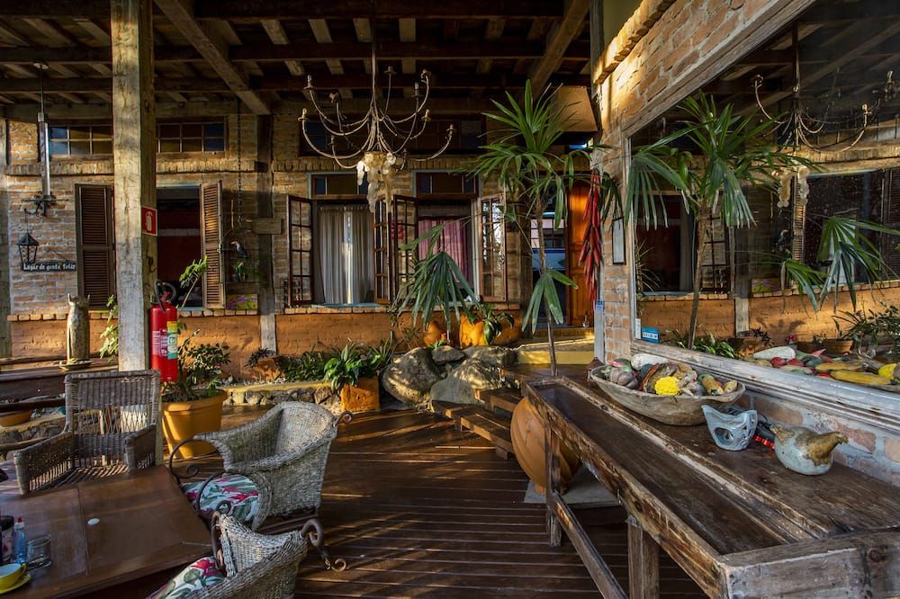 بوسادا إنكانتو داس أجواس - إلهابيلا - شرفة مرصوفة