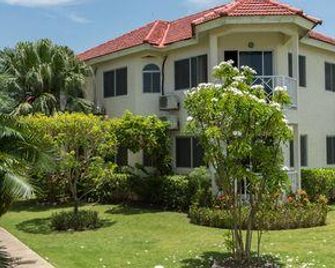 Pipers Cove - Runaway Bay - Runaway Bay - Gebouw