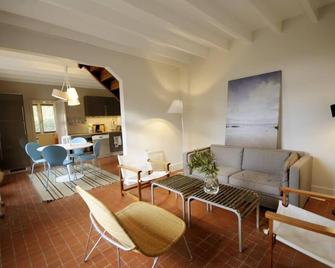 Charming house with small sea view in authentic Saint-Briac neighborhood - Saint-Briac-sur-Mer - Salon