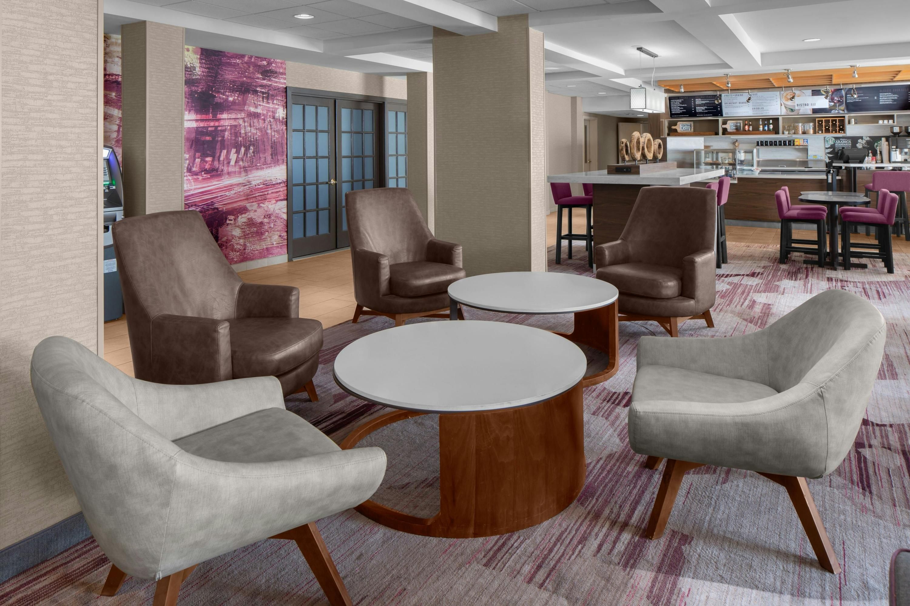 Courtyard by Marriott Detroit Brighton - Brighton - Sala de estar