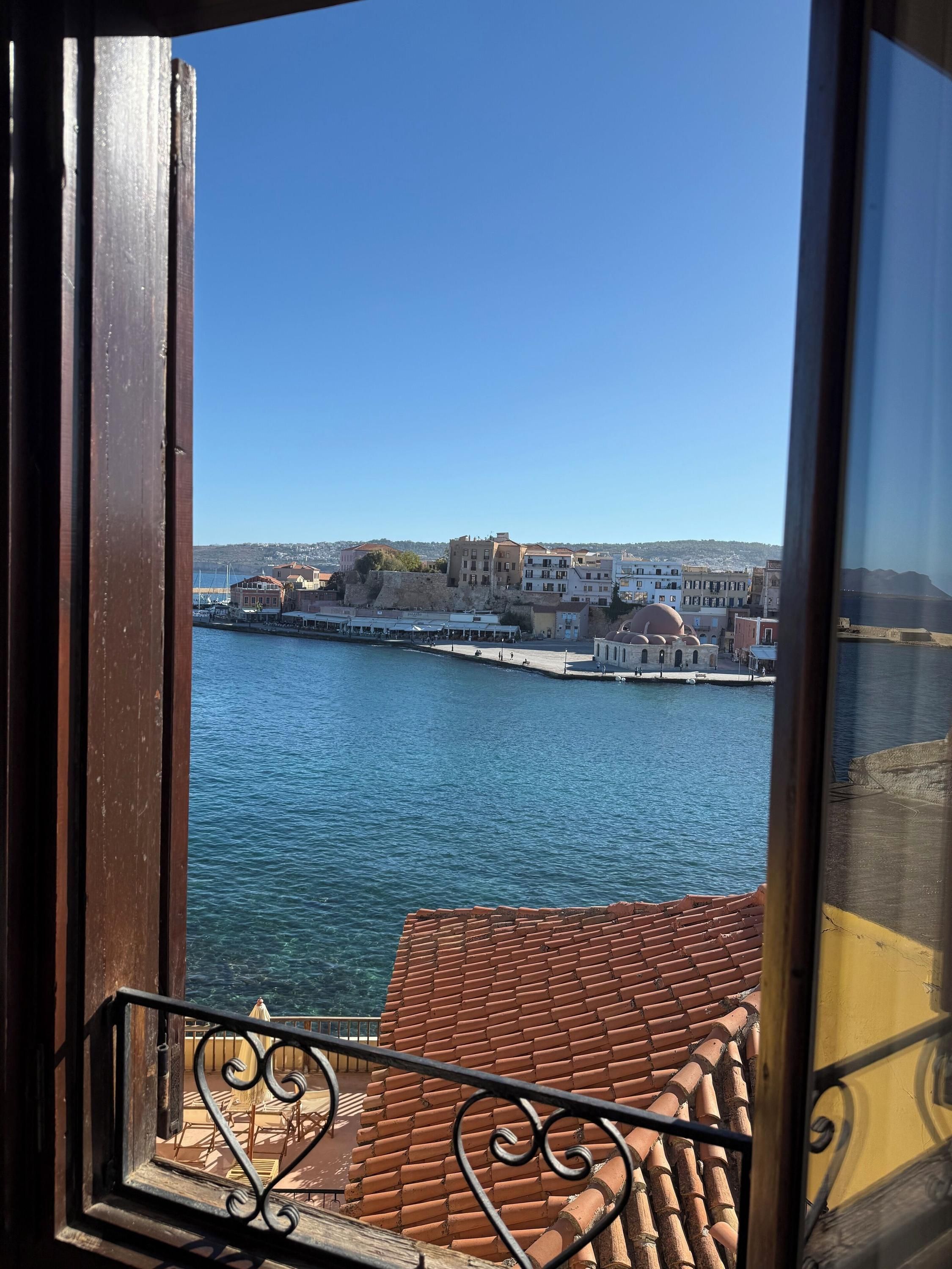 هيلينا هوتل - خانيا - شرفة