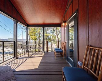 Cabin 1 Indian Point Near Sdc, Table Rock Lake, Marinas, & Branson - Branson - Balcón
