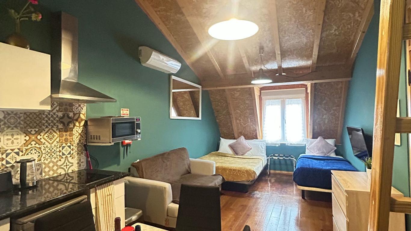 Sao Jorge Apartments & Suites