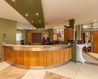 Garner Hotel Cottbus SüD By IHG - Cottbus - Rezeption