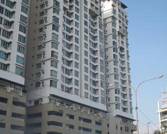 Boutel Casa Tiara - Subang Jaya - Building