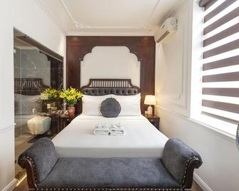 Hoàng Gia Xa La Boutique Hotel - Hanoi - Bedroom
