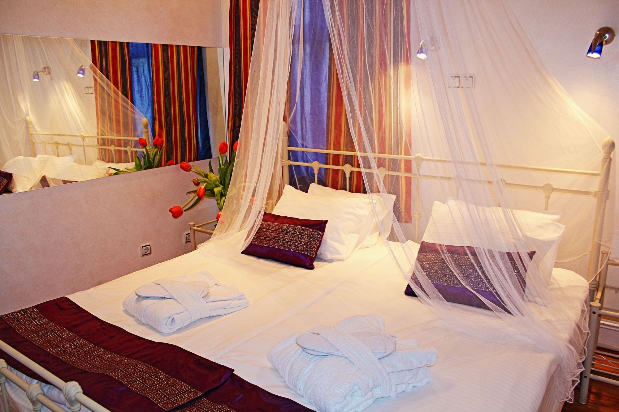 إن بي هوتل - ريغا - غرفة نوم