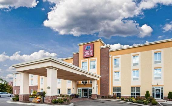 Comfort Suites Marietta Parkersburg 81 1 3 4 Marietta Hotel