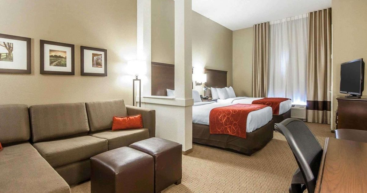 Comfort Suites Marietta Parkersburg 72 Marietta Hotel Deals Reviews Kayak