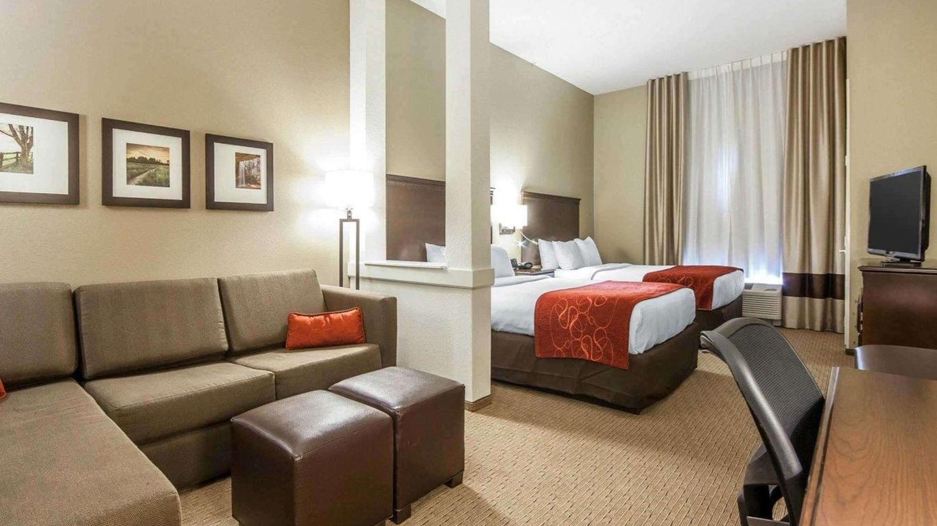 Comfort Suites Marietta-Parkersburg