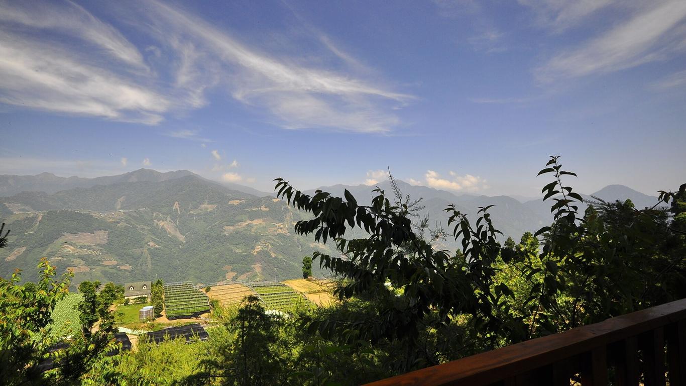 Dindai Glass Vacation Villa