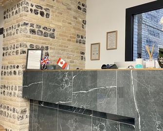 La Tour Aux Crabes Près De La Plage - Dieppe - Рецепція