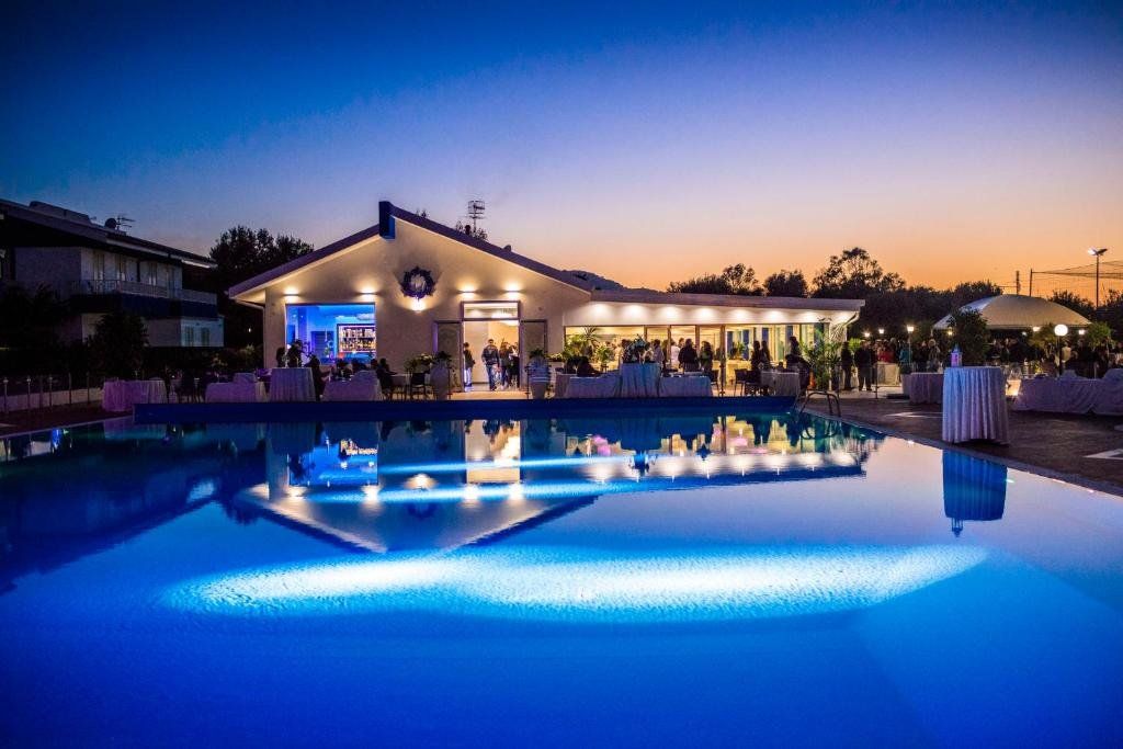 Riviera Del Sole Hotel Resort Spa - Piraino - Piscina