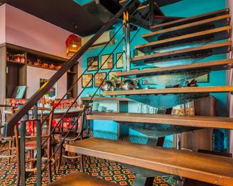 Monoloog Hotel Pasar Baru - Jakarta