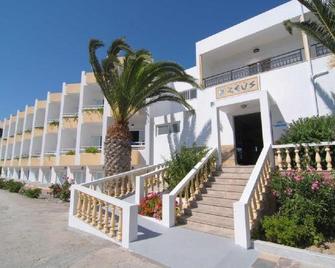 Zeus Hotel - Kefalos - Building