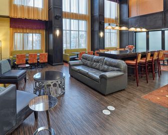 Hampton Inn & Suites Longview North - לונגוויו - טרקלין