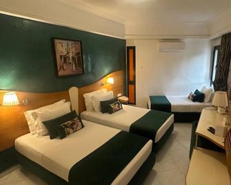Hotel Mounia - เฟซ