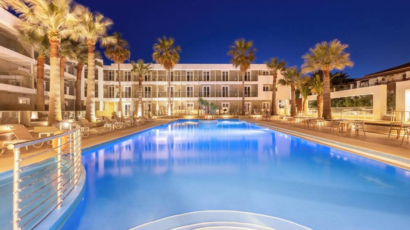 كاميو بيتش ريزورت