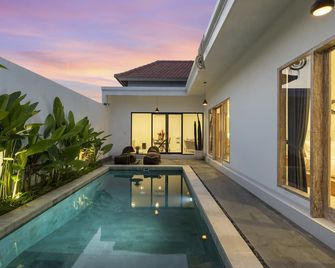 Serenity Villa by Betterplace - Denpasar - Pool