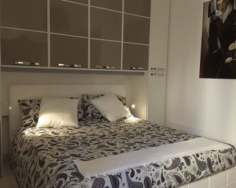 Casa dell'Artista 1 - Salerno - Bedroom