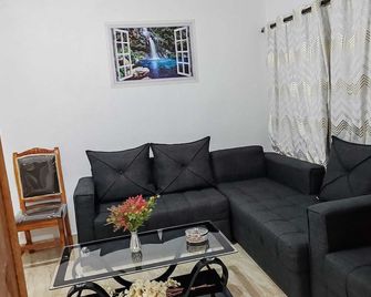 2 bedroom house with garden - vacation rentals Libreville - Akanda - Gabon - Libreville - Living room