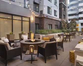 Residence Inn by Marriott Walnut Creek - Walnut Creek - Patio