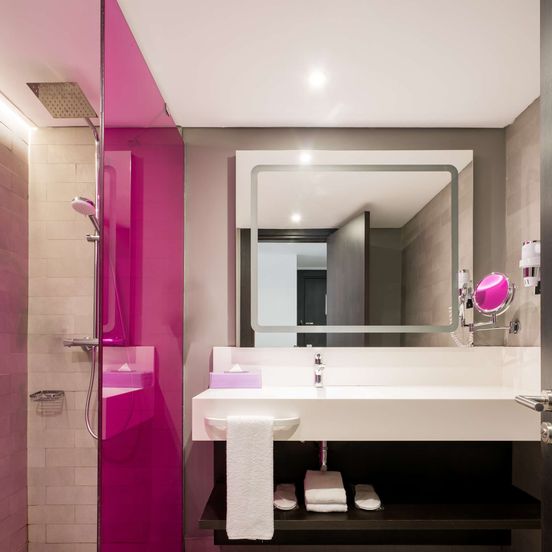 Bathroom view of Park Inn by Radisson Izmir