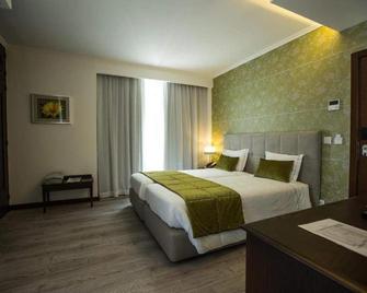Santa Cruz Village Hotel - Santa Cruz - Habitación