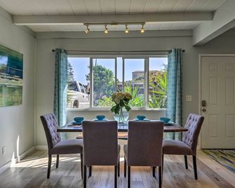 Remodeled Ventura Beach Home with Yard and Fire Pit! - Ventura - Dining room