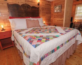Historic Restored Amish Homestead 1-Br Barn Loft - Reading - Makuuhuone