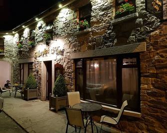 Murphys Hotel - Tinahely - Patio