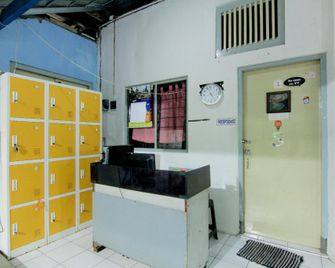 Hostel Backpackers 44 - Yogyakarta - Recepción