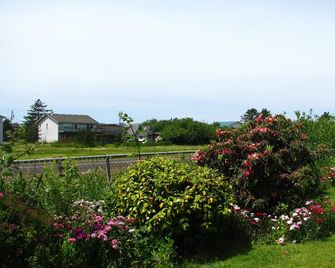 Pacific City Inn - Pacific City - Außenansicht