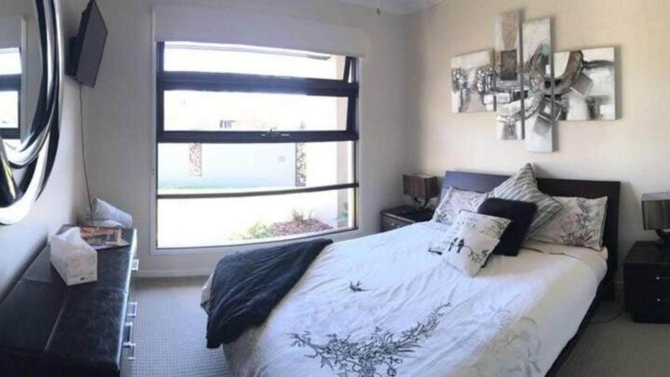 Bella Vista Bed And Breakfast Of Raby Ba