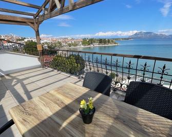 Veziroglu Apart - Datça - Balcony