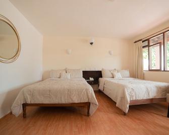 Hotel Embajdoras - Guanajuato - Bedroom