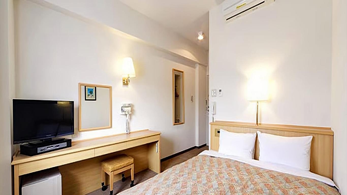 Hotel Az 山口岩国店