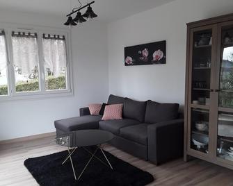On Vacation Or For A Stopover! - Barbirey-sur-Ouche - Sala de estar