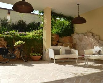 A Casa Da Lisa (Exclusive Room) - Turi - Innenhof