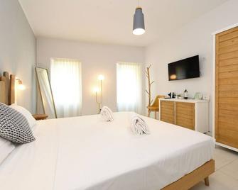 Locanda Carolina Valerio Catullo - Sirmione - Camera da letto