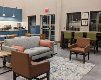 Country Inn & Suites by Radisson, Covington, LA - Covington - Lounge